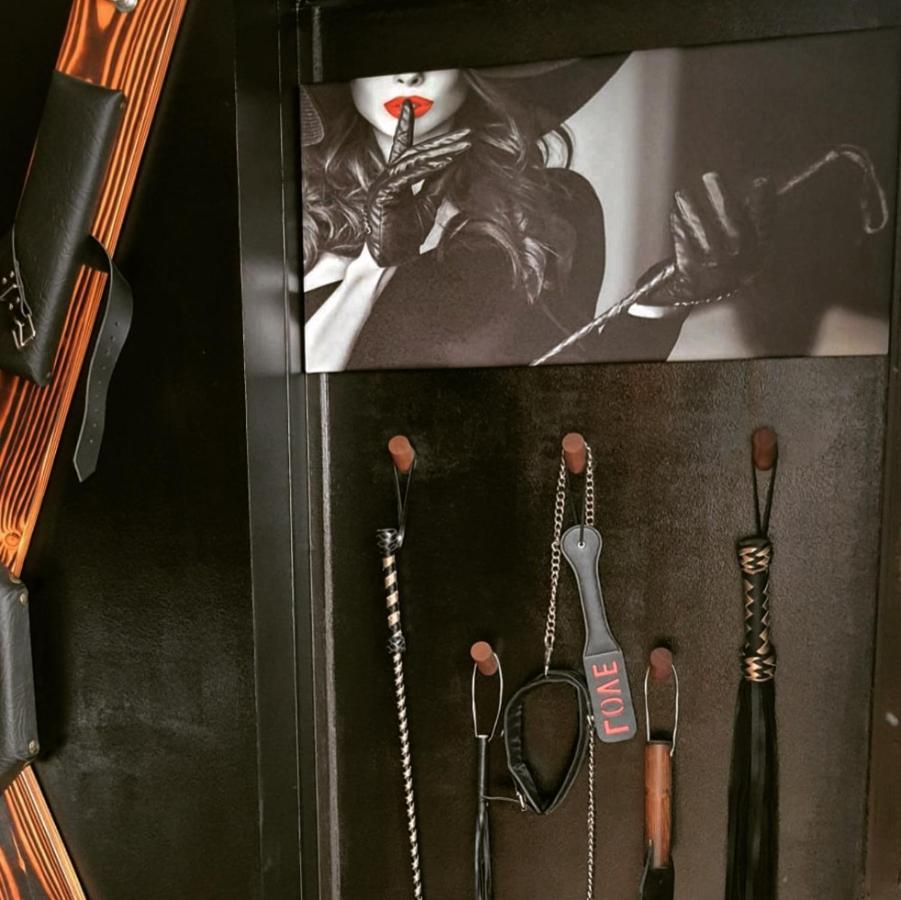 La Loveroom Bdsm De Nice " La Chambre Luxe Des Desirs " מראה חיצוני תמונה