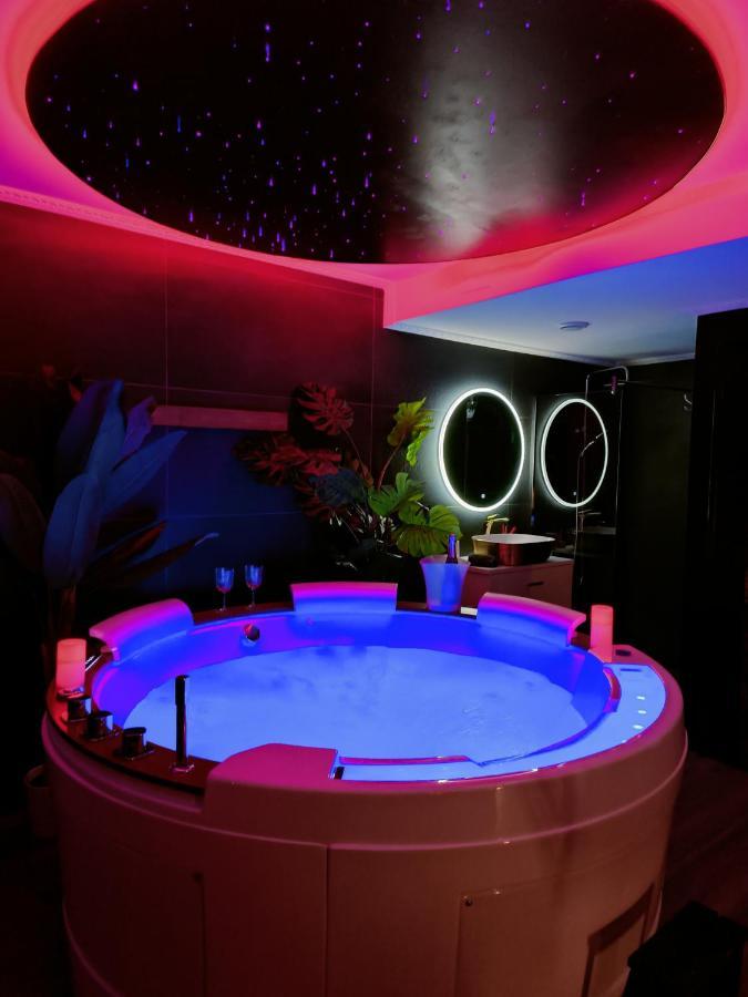 La Loveroom Bdsm De Nice " La Chambre Luxe Des Desirs " מראה חיצוני תמונה